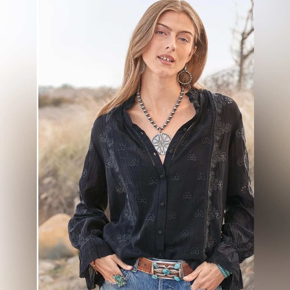 Sundance Broderie Top Size M  NWT